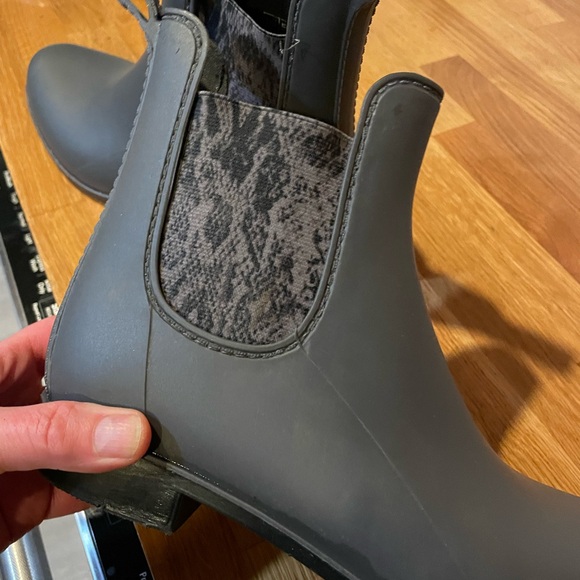 Cougar rain boots - Picture 3 of 4